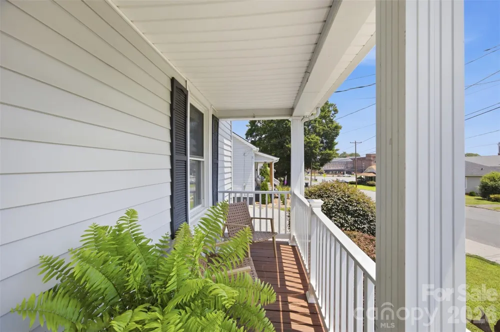 114 York Avenue Kannapolis, NC 28083