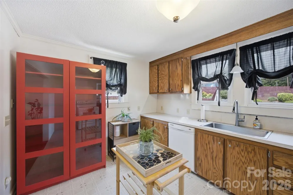 114 York Avenue Kannapolis, NC 28083