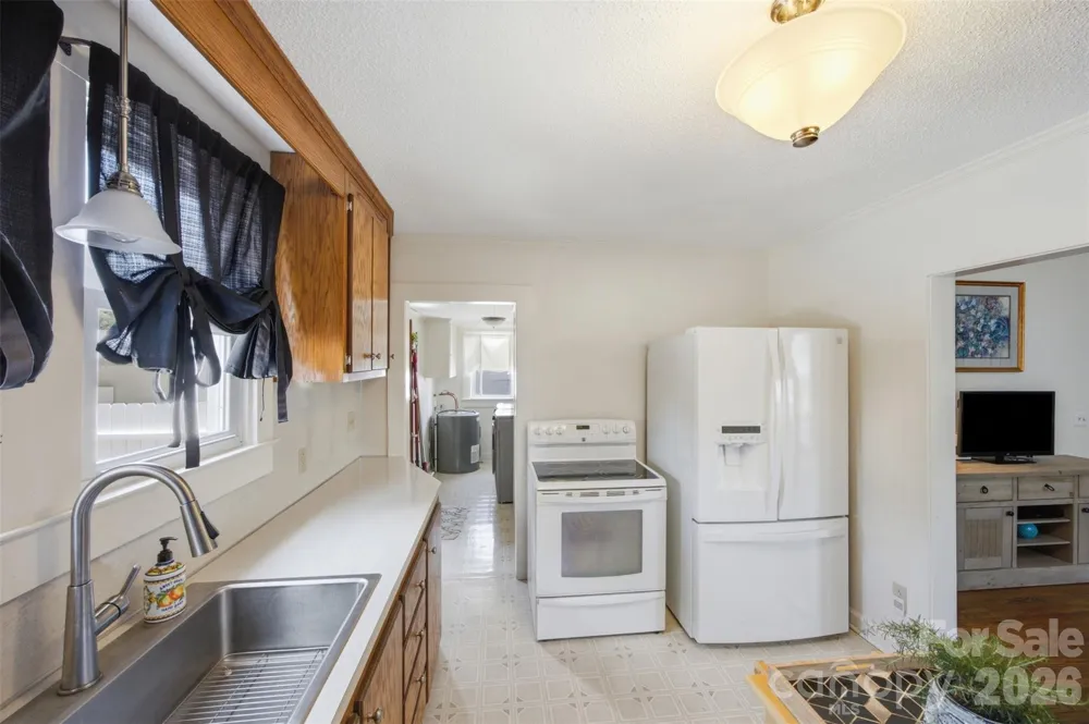 114 York Avenue Kannapolis, NC 28083