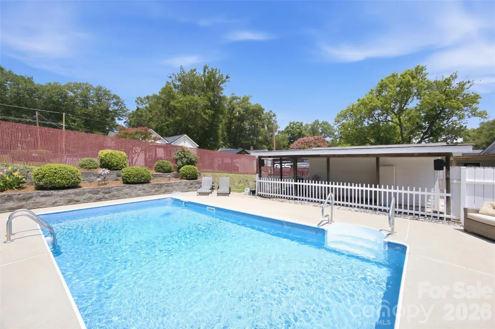 114 York Avenue Kannapolis, NC 28083