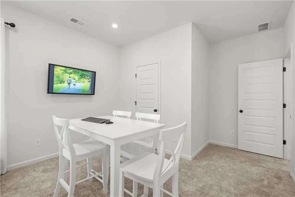 89 Willow Circle Rock Spring, GA 30739