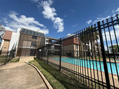 10110 Forum West Drive #333