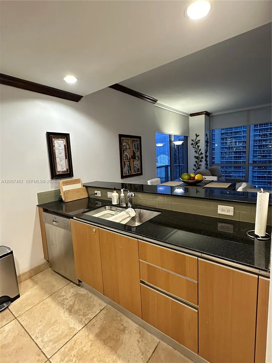 1060 E BRICKELL AV #3001 Miami, FL 33131