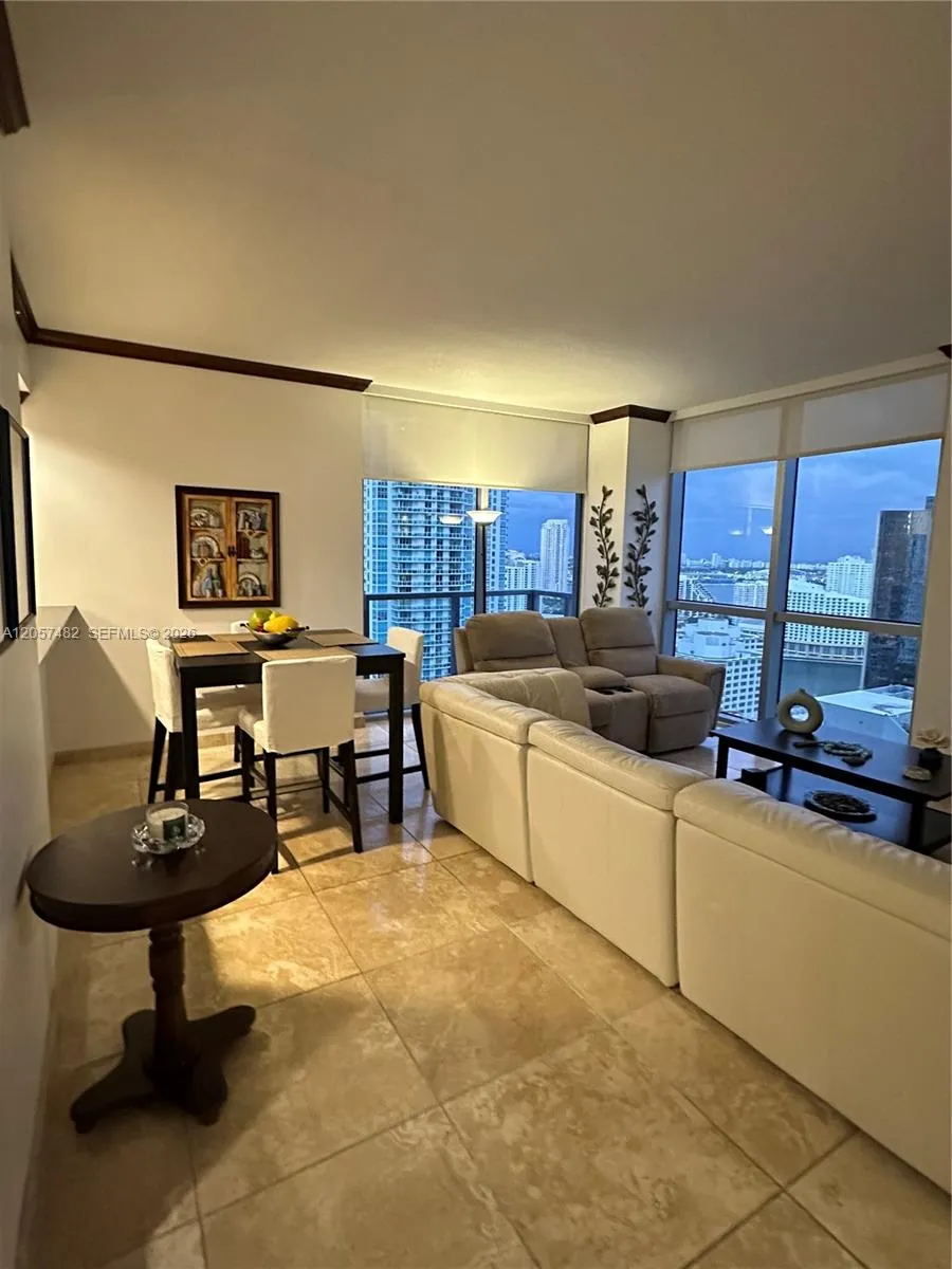 1060 E BRICKELL AV #3001 Miami, FL 33131
