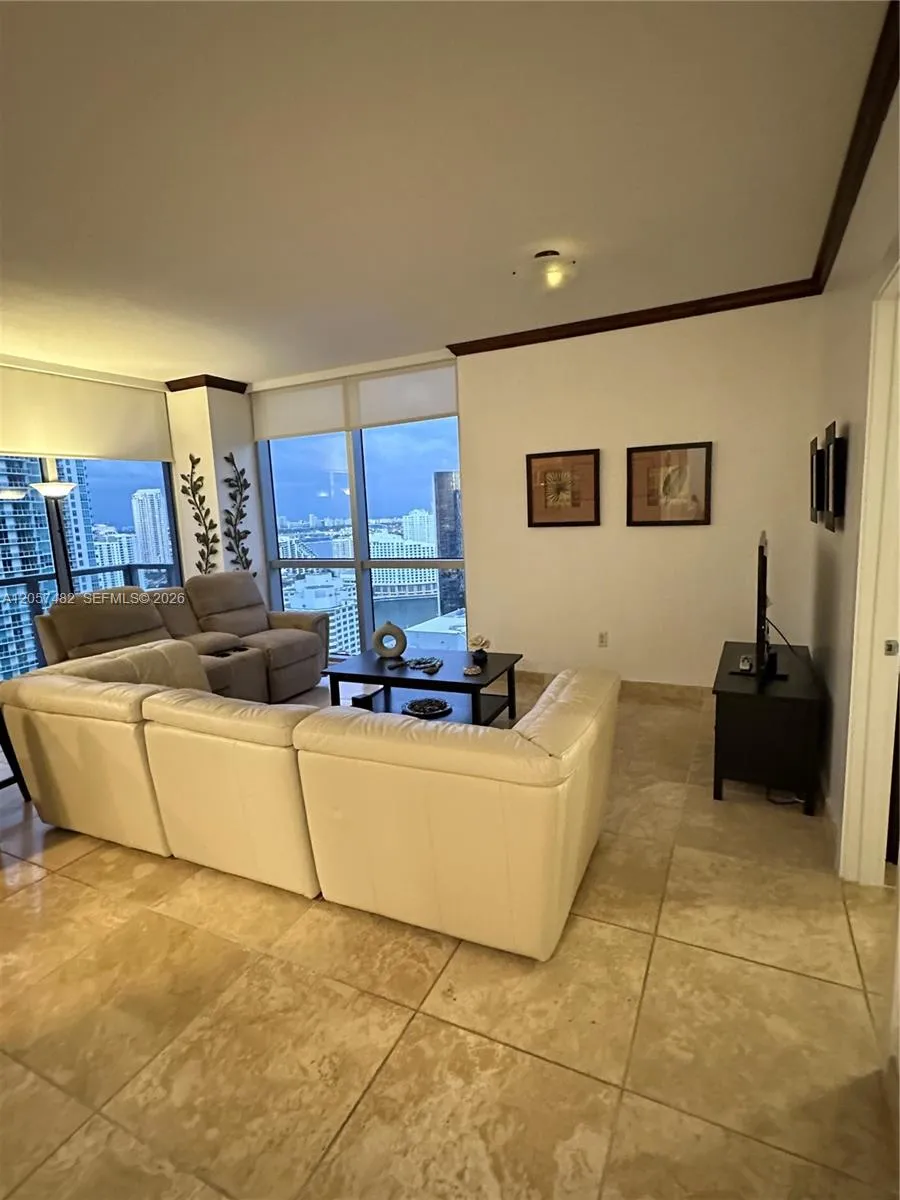 1060 E BRICKELL AV #3001 Miami, FL 33131