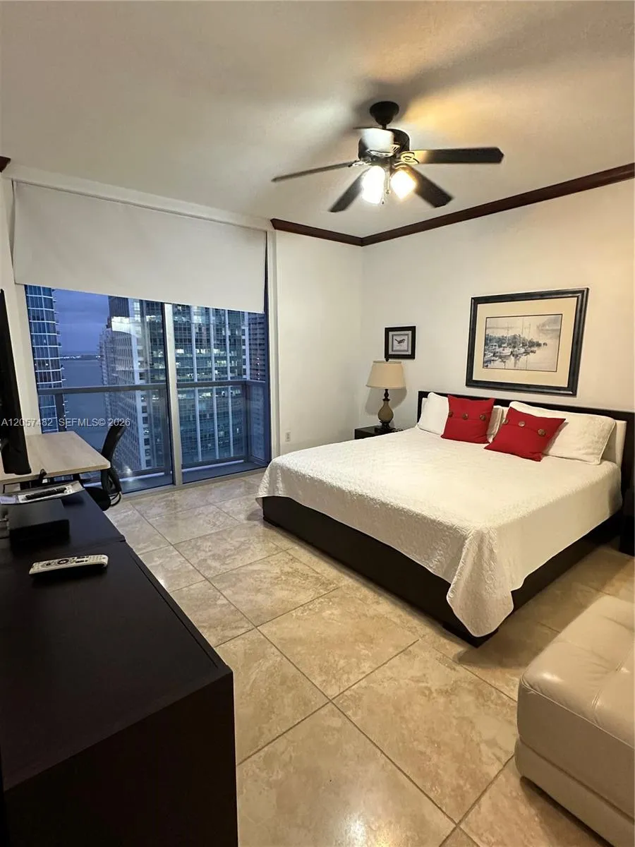 1060 E BRICKELL AV #3001 Miami, FL 33131