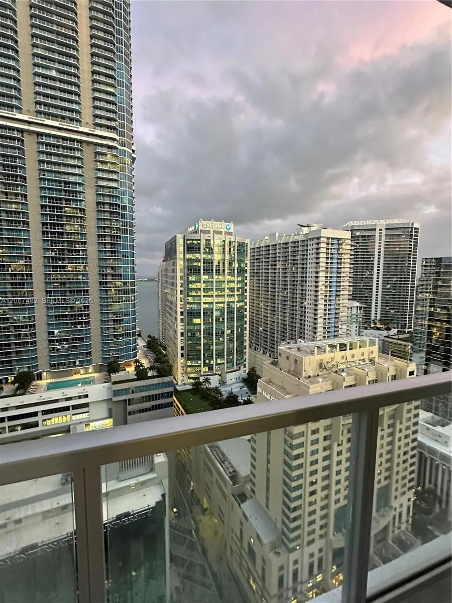 1060 E BRICKELL AV #3001 Miami, FL 33131
