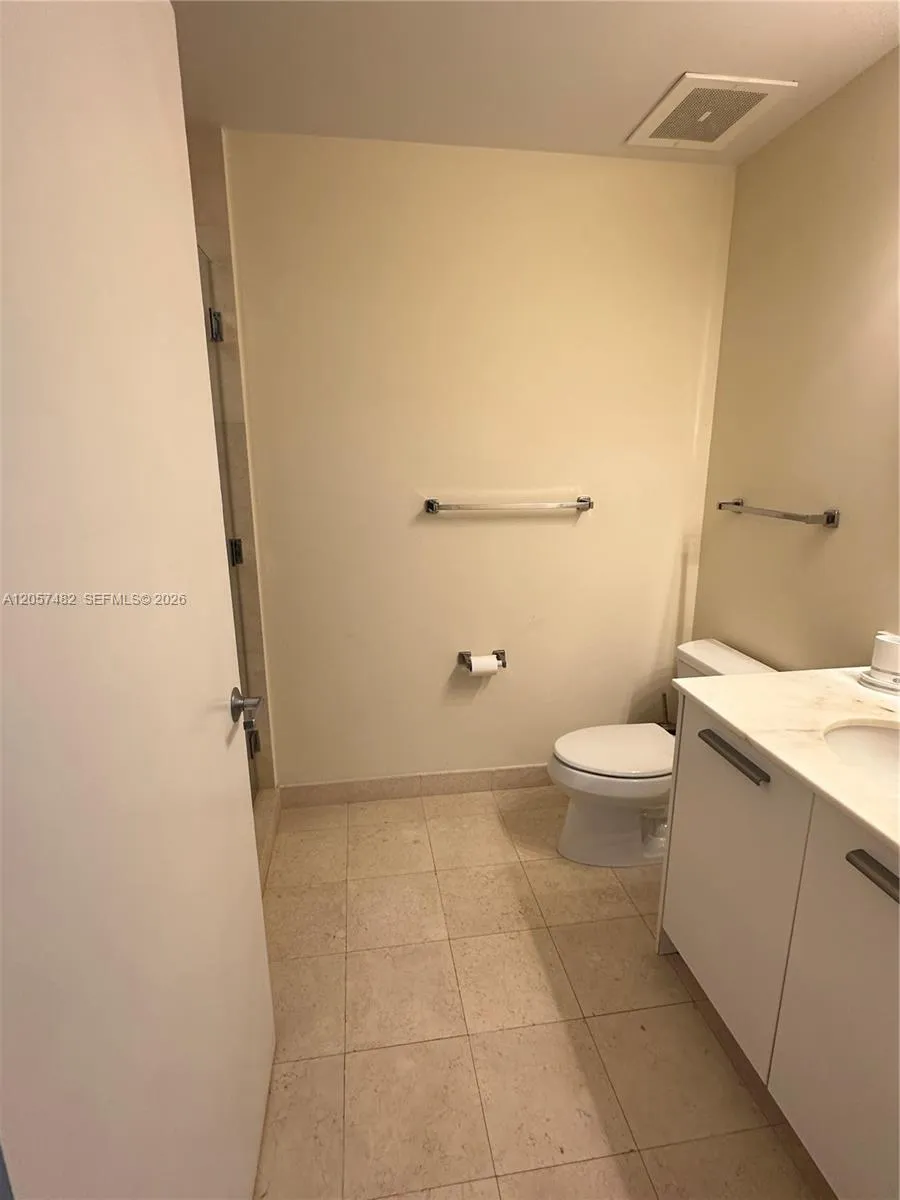 1060 E BRICKELL AV #3001 Miami, FL 33131