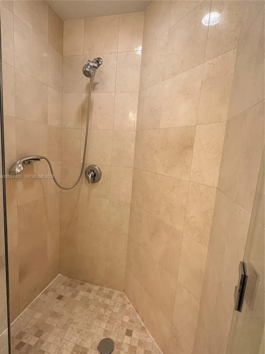 1060 E BRICKELL AV #3001 Miami, FL 33131