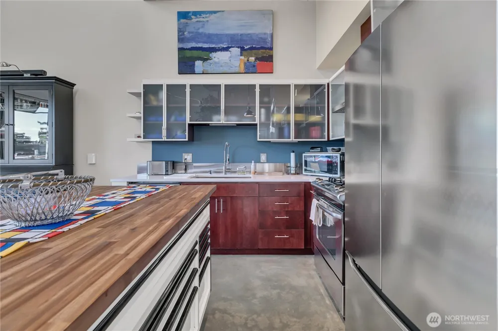 15100 6th Avenue SW #221 Burien, WA 98166
