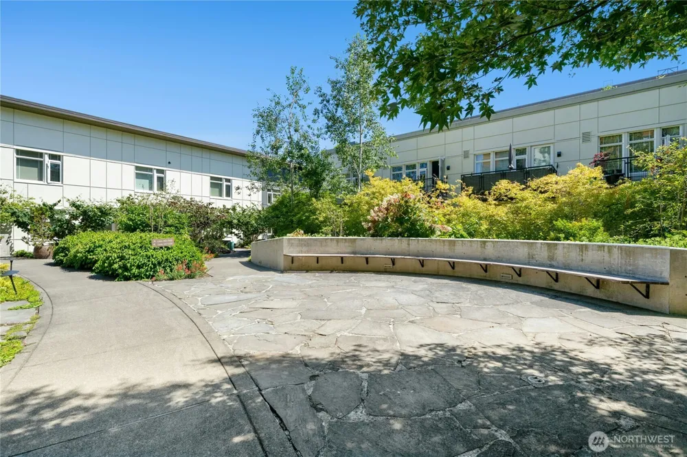 15100 6th Avenue SW #221 Burien, WA 98166