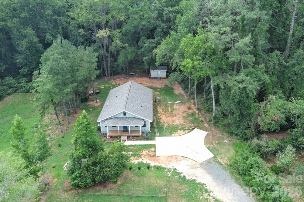 404 White Store Road Wadesboro, NC 28170
