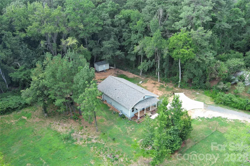 404 White Store Road Wadesboro, NC 28170