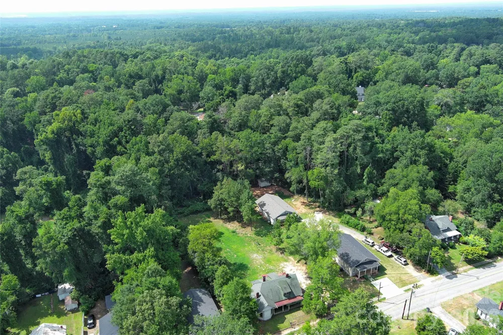 404 White Store Road Wadesboro, NC 28170
