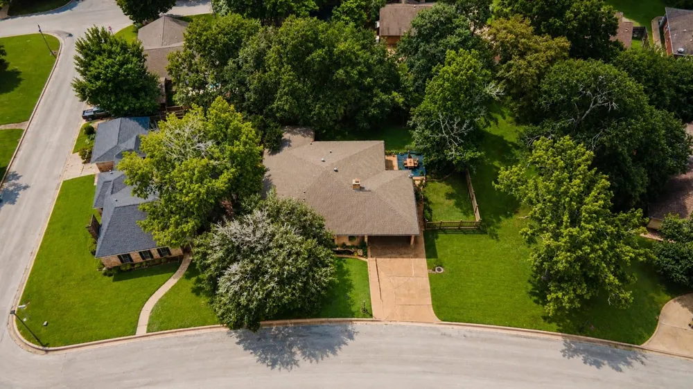 1450 Pleasant Valley Drive Huntsville, TX 77340
