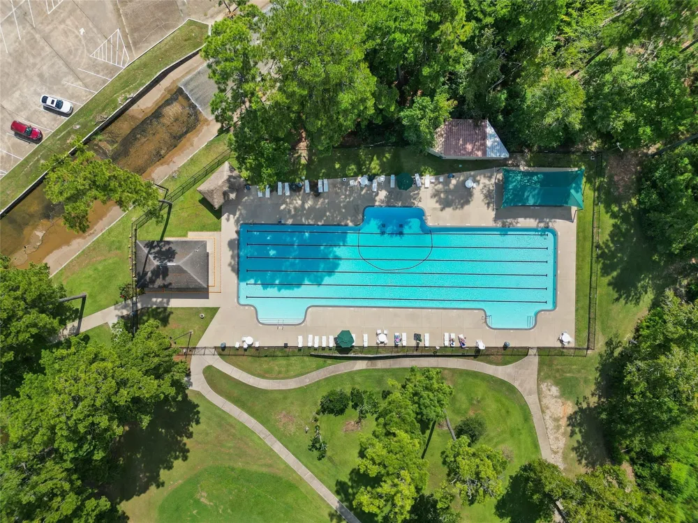 1450 Pleasant Valley Drive Huntsville, TX 77340