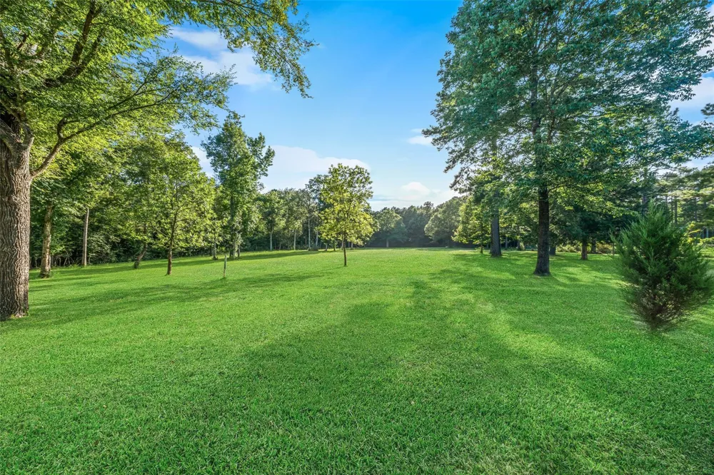 676 Milner Road Livingston, TX 77351