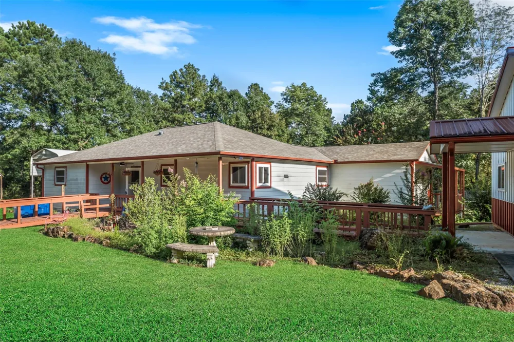 676 Milner Road Livingston, TX 77351
