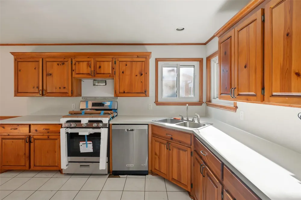 676 Milner Road Livingston, TX 77351