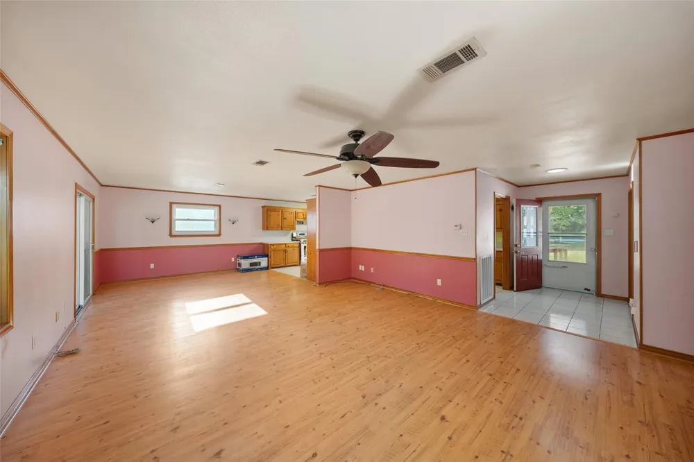 676 Milner Road Livingston, TX 77351