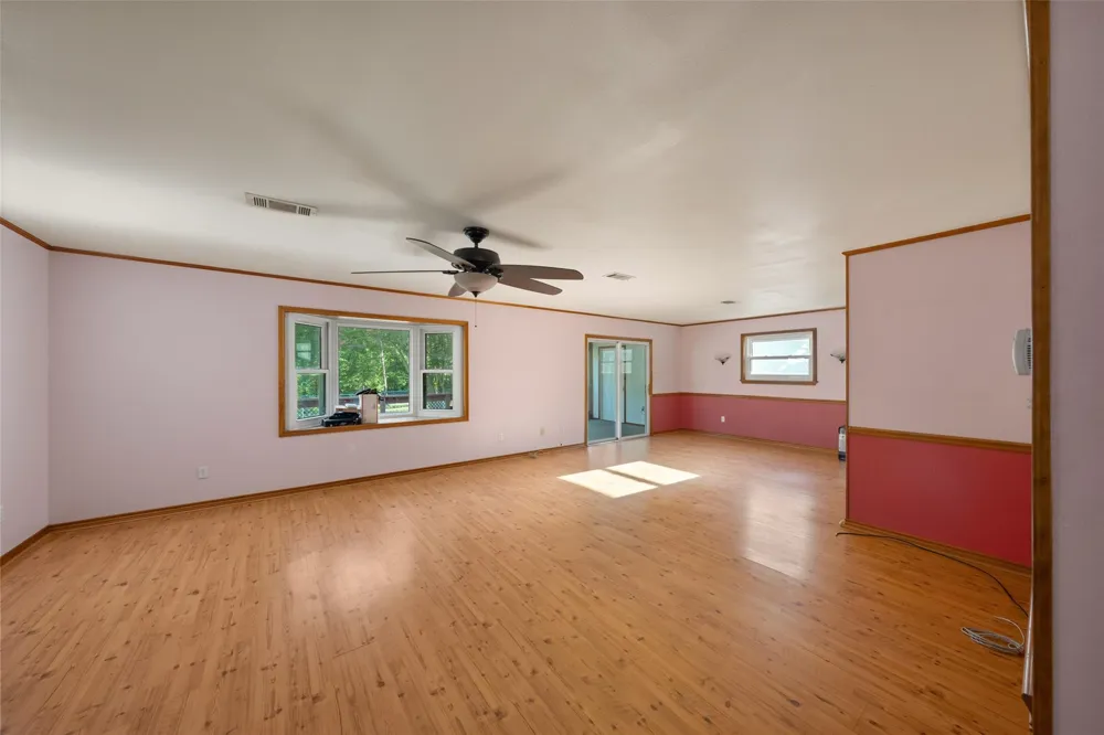 676 Milner Road Livingston, TX 77351