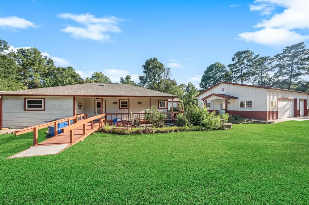 676 Milner Road Livingston, TX 77351