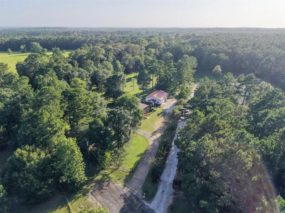 676 Milner Road Livingston, TX 77351
