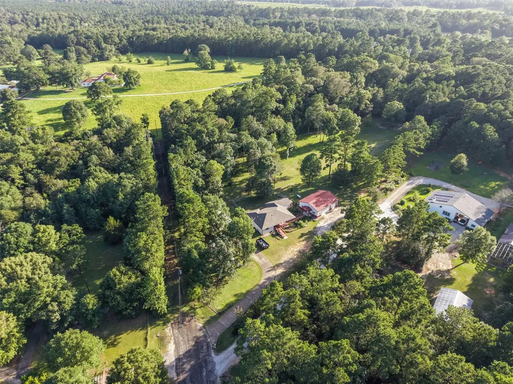 676 Milner Road Livingston, TX 77351