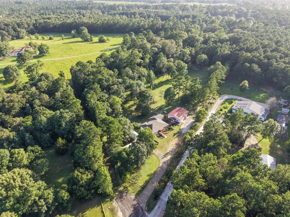 676 Milner Road Livingston, TX 77351