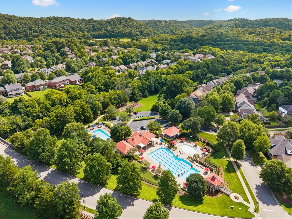 1008 Riverspring Dr Nashville, TN 37221