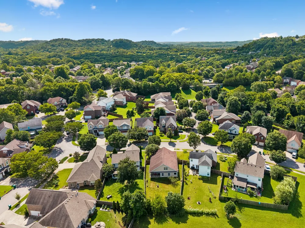 1008 Riverspring Dr Nashville, TN 37221
