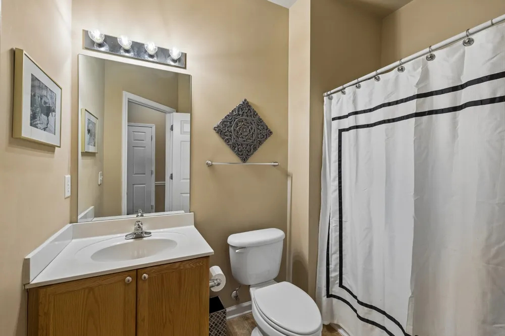 1008 Riverspring Dr Nashville, TN 37221