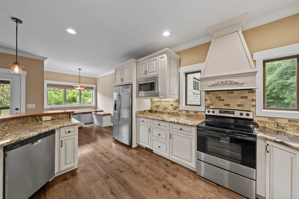 128 Leath Ln Bethpage, TN 37022