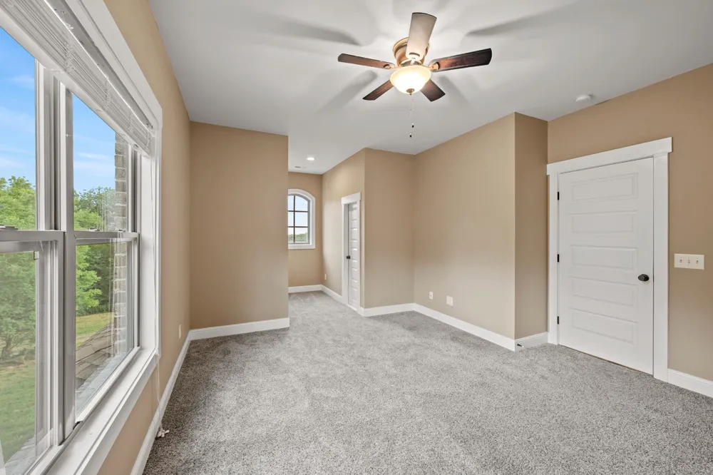 128 Leath Ln Bethpage, TN 37022