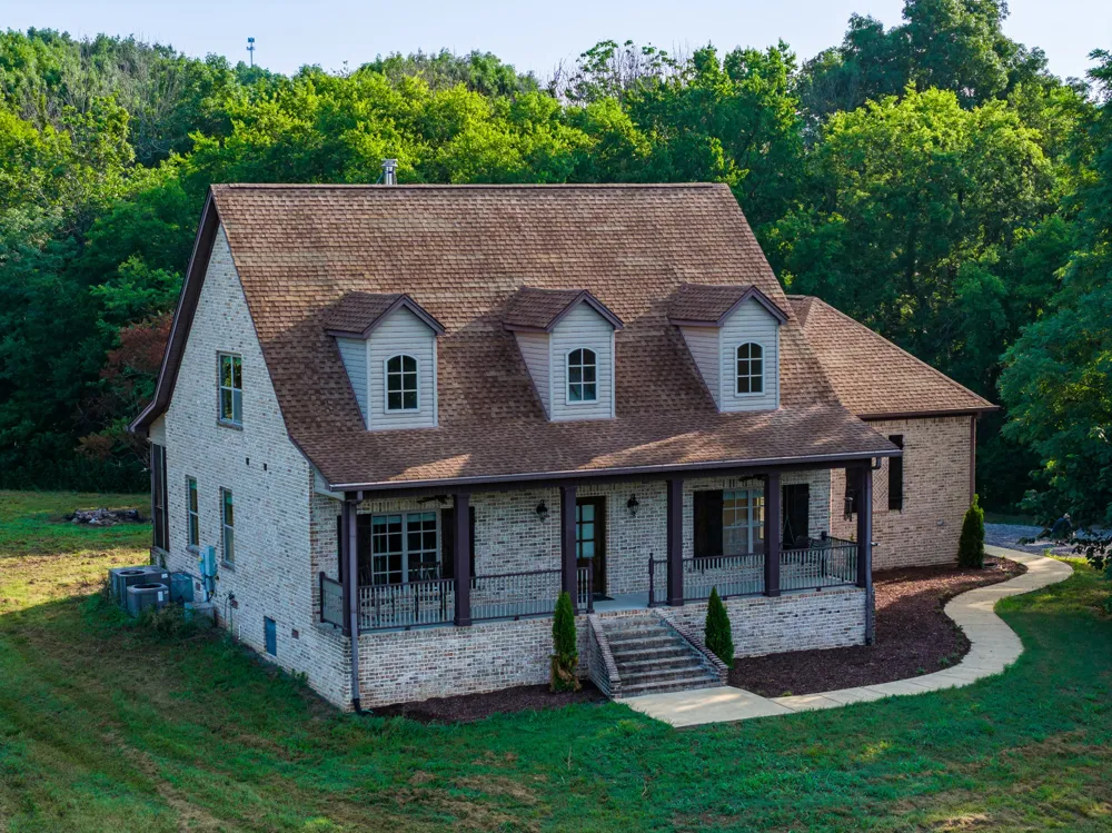 128 Leath Ln Bethpage, TN 37022