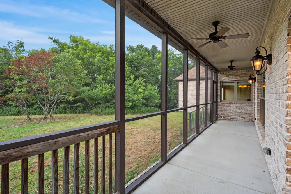 128 Leath Ln Bethpage, TN 37022
