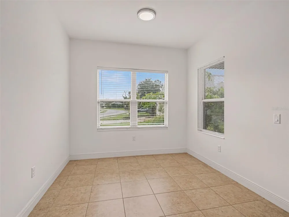 7521 RIDGELAKE CIRCLE Bradenton, FL 34203