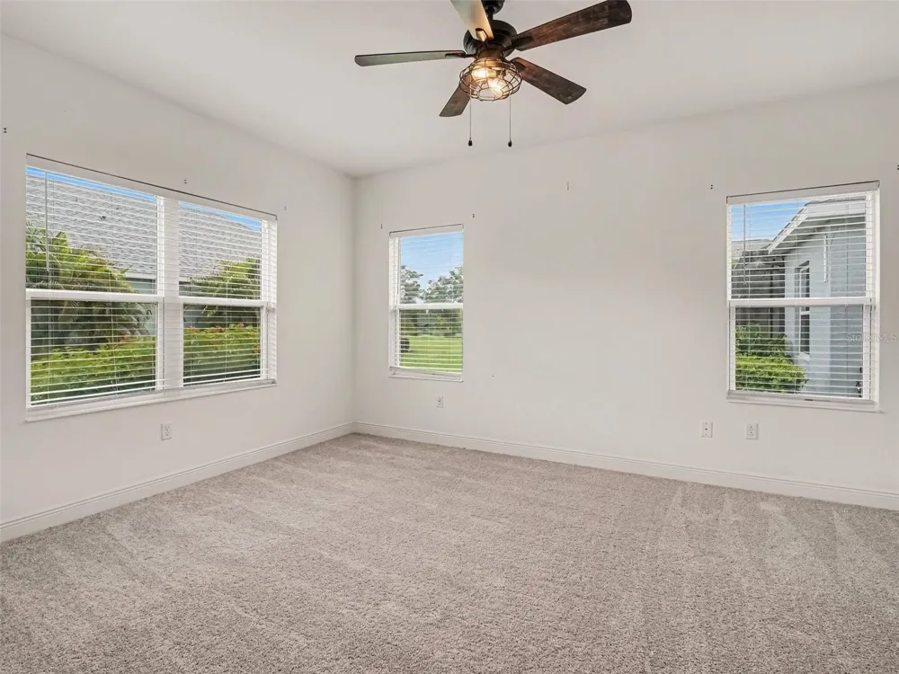7521 RIDGELAKE CIRCLE Bradenton, FL 34203