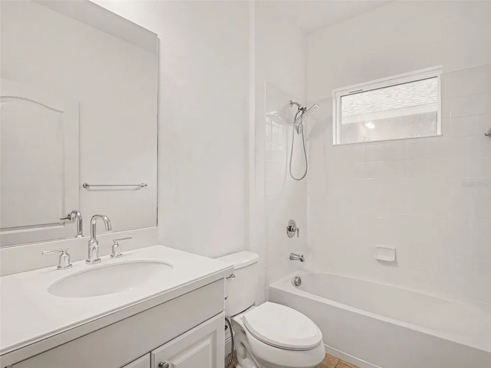 7521 RIDGELAKE CIRCLE Bradenton, FL 34203