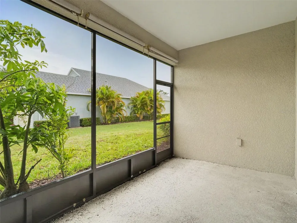 7521 RIDGELAKE CIRCLE Bradenton, FL 34203