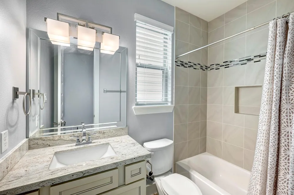 2717 Mason Street Houston, TX 77006