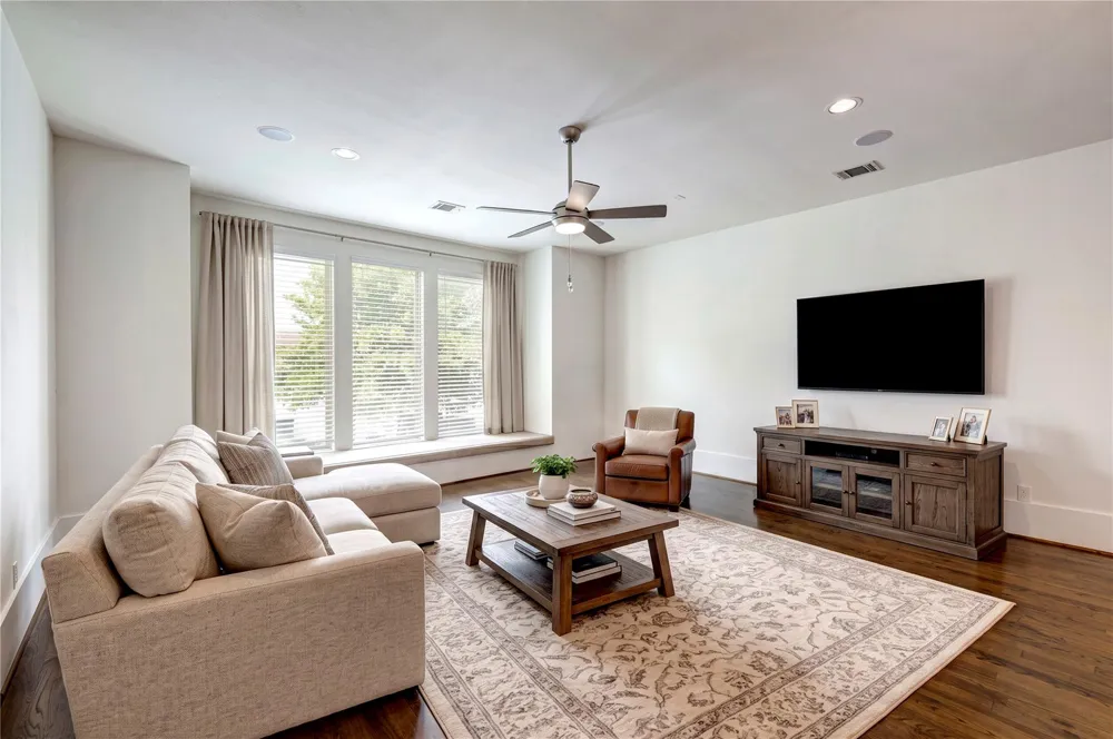 2717 Mason Street Houston, TX 77006