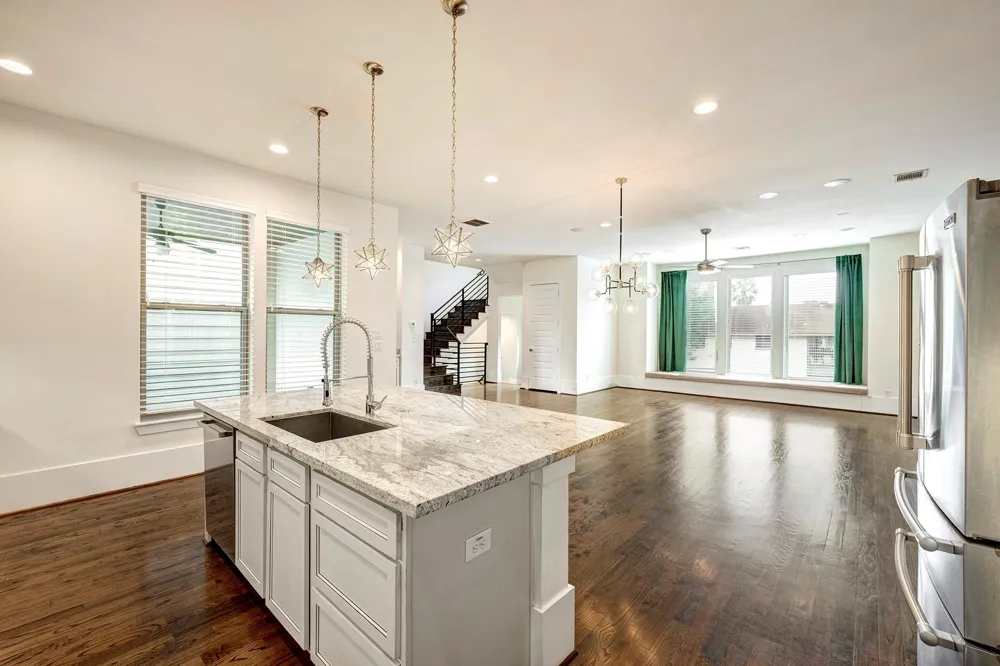 2717 Mason Street Houston, TX 77006
