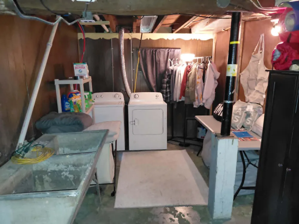 307 6th Street Manistee, MI 49660