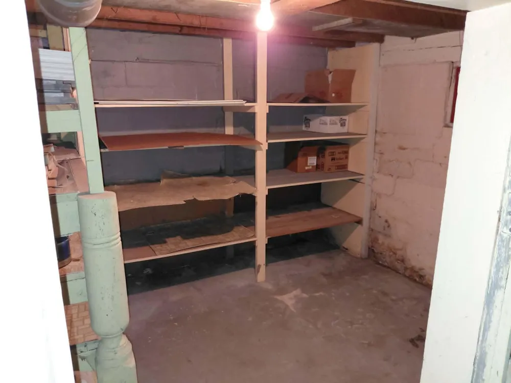 307 6th Street Manistee, MI 49660