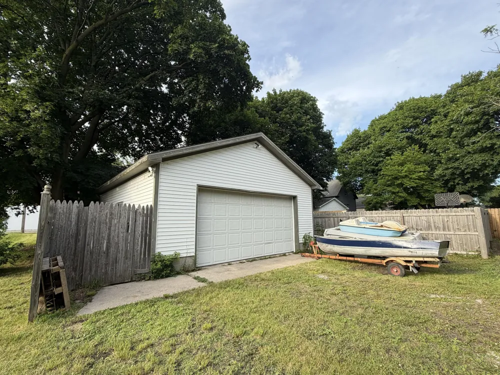 307 6th Street Manistee, MI 49660