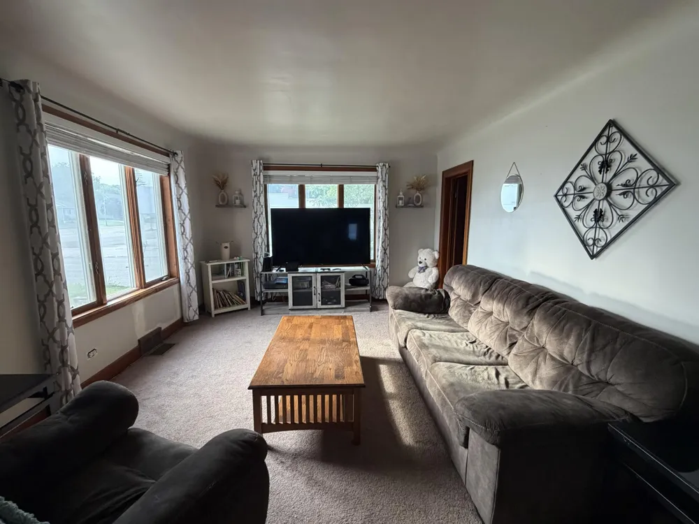 307 6th Street Manistee, MI 49660