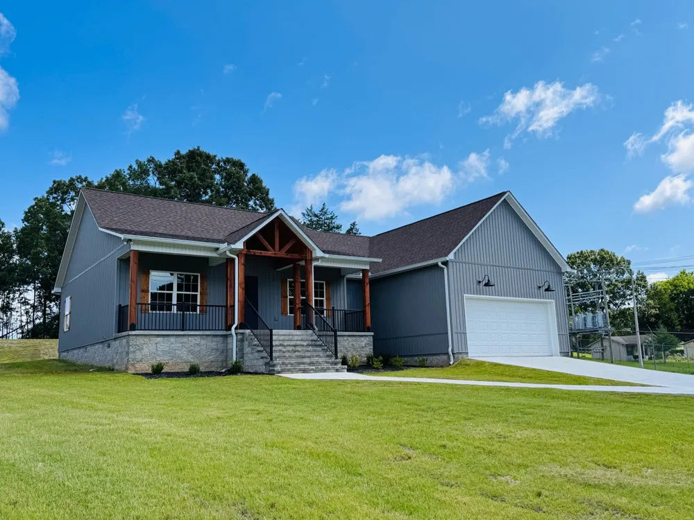 58 Hall St Lexington, TN 38351