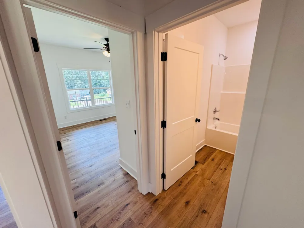 58 Hall St Lexington, TN 38351