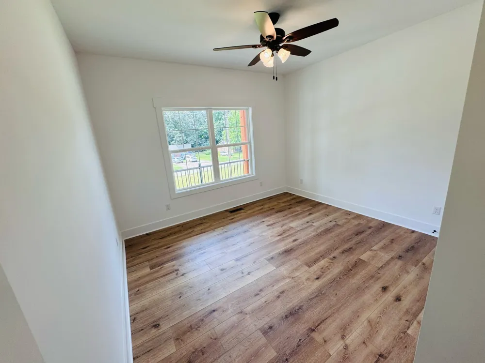 58 Hall St Lexington, TN 38351